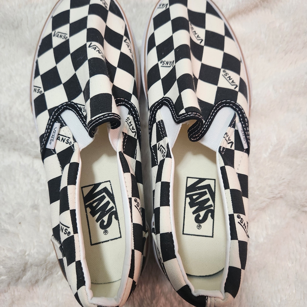 Vans Checkerboard Slip-On Shoes - Picture 3 of 10